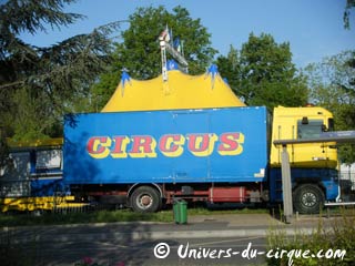 Le Grand Cirque de Rome en tournée estivale en Bretagne
