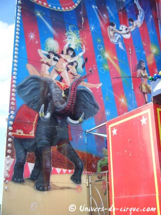 Loire-Atlantique: le King's Circus au Luna Park de Guérande