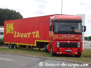 Le cirque Lydia Zavatta à Grande Synthe du 30 juillet au 08 août 2010