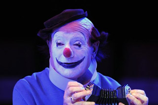 Suisse: avec Pierre Etaix, il faut appeler un clown un clown à Lausanne