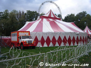 Belgique: le séjour du cirque Alexandre Bouglione à Bruxelles se poursuit jusqu'au 08 décembre 2010