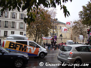 Paris: le cirque d'hiver Bouglione sur le passage des grandes manifestations