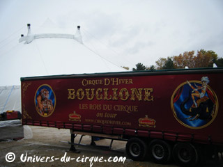 Hauts-de-Seine: le nouveau chapiteau du cirque d'hiver Bouglione est monté à Nanterre