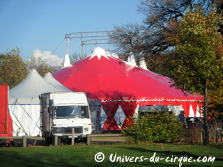 Paris: le Cirque de Nol de Christiane Bouglione de retour au Bois de Boulogne du 20 novembre au 15 décembre 2010