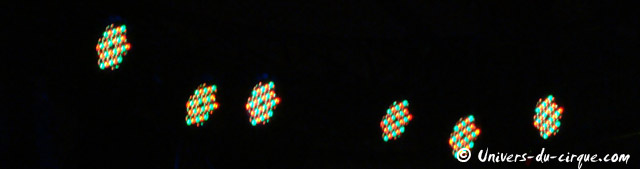 Paris: les projecteurs à LED font leur apparition au Cirque d'Hiver Bouglione