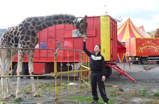 Haute-Garonne: un vrai cirque à l'ancienne à Bagnères avec le Cirque Roger Lanzac
