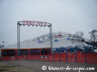 Paris: le Cirque Phénix prêt à accueillir 
