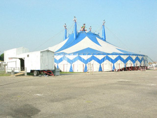Italie: le Circo Medrano-Casartelli à Turin du 19 novembre au 19 décembre 2010