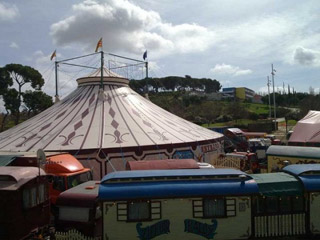 Espagne: le cirque Raluy à Reus du 02 au 12 décembre 2010