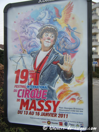 Essonne: campagne d'affichage du 19 Festival International du Cirque de Massy