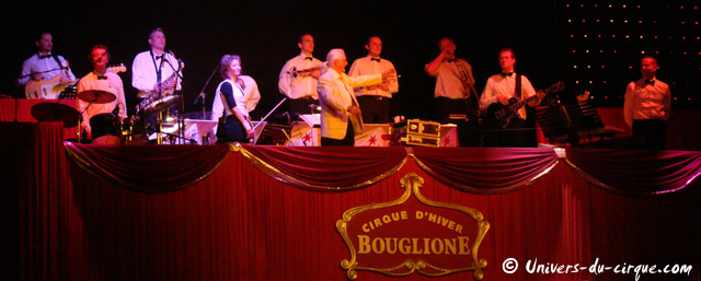 Seine-Saint-Denis: fin du Grand Cirque de Nol 2010 au Bourget