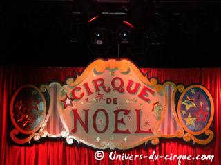 Paris: fin du Cirque de Nol Christiane Bouglione 2010 au Bois de Boulogne