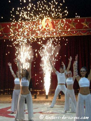 Italie: l'American Circus Togni à Vérone du 25 décembre 2010 au 09 janvier 2011