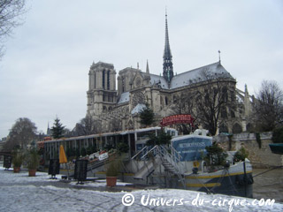 Paris: réveillons magiques sur la péniche Métamorphosis les 24 et 31 décembre 2010