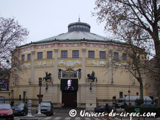 Paris: la façade spéciale 