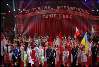 Monaco: instants de la soirée d'ouverture du 35 Festival International du Cirque de Monte-Carlo (02)