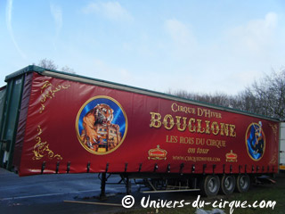 Essonne: démontage des installations du 19 Festival International du Cirque de Massy