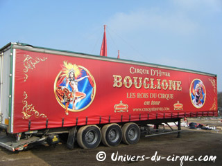 Essonne: dernières images du démontage des installations du 19 Festival International du Cirque de Massy