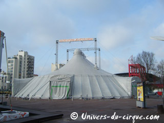 Paris: les représentations du Centre National des Arts du Cirque se poursuivent au Parc de la Villette jusqu'au 13 février 2011