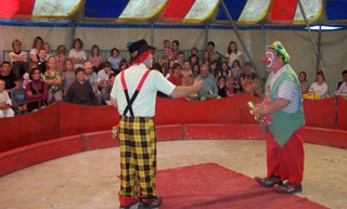 Haute-Garonne: la magie du Cirque Caprani à Fenouillet