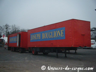 Essonne: le Cirque Joseph Bouglione est arrivé à Sainte-Geneviève-des-Bois