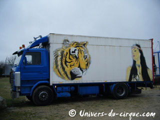 Essonne: retour en images sur la venue du Cirque Melvin à Morangis
