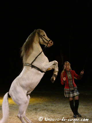 Calvados: Gaby Dew au programme du 4 Festival International du Cirque de Bayeux