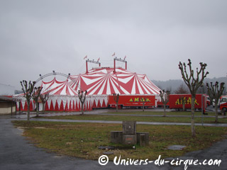 Dordogne: succès pour le Cirque Amar à Périgueux