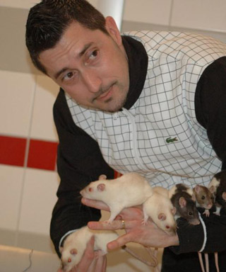 Haute-Garonne: le dresseur de rats Gnter Sacckman Junior à Muret