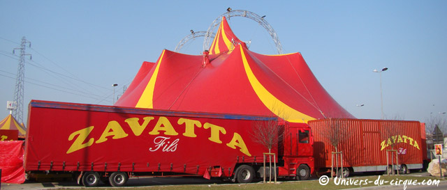 Les nouvelles affiches du Cirque Zavatta Fils