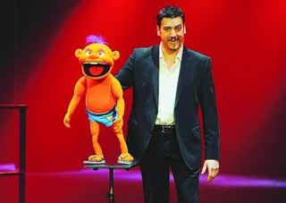Seine-Maritime: Serge Massot alias le ventriloque du Cirque Arlette Gruss à Rouen: la voix du maître