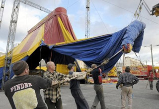 Bouches-du-Rhone: le Cirque Pinder a installé son village aux étoiles à Marseille