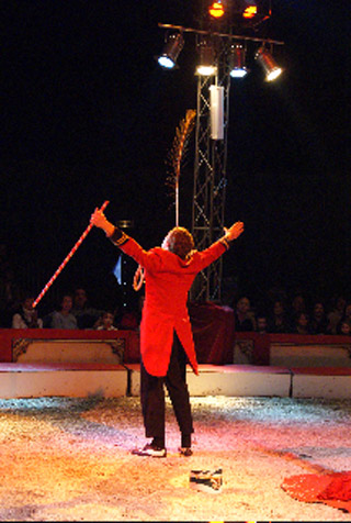 Joanès sur la piste du Cirque Lydia Zavatta en images