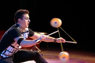 Bouches-du-Rhône: le spectacle 2011 du Cirque Pinder en images