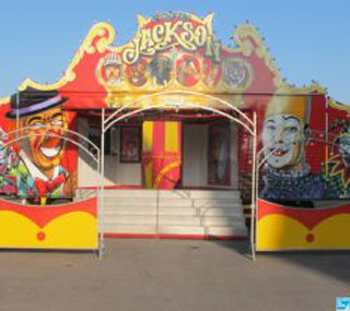 Nord: le Cirque Jackson a planté son chapiteau sur la place Wilson à Denain