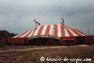 Retour en images sur les tournées en France du cirque de Hans Martens (01)