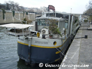 Paris: images de la capitale au cours du mois de mars 2011