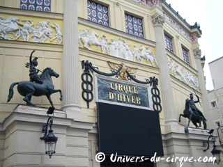 Paris: images de la capitale au cours du mois de mars 2011