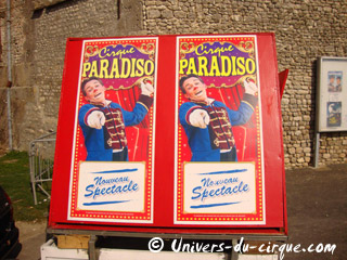Le charme du Cirque Paradiso actuellement en tournée en Région Centre