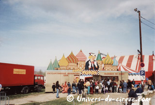 Retour en images sur les tournées en France du cirque de Hans Martens (03)