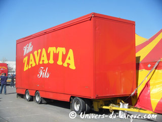 Marne: le Cirque Willie Zavatta en tournée à Reims