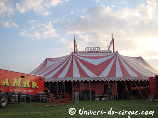 Seine-Maritime: le démontage du Cirque Amar à Dieppe en images