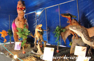 Lot-et-Garonne: les dinosaures s'exposent à Agen jusqu'au 30 juillet 2011
