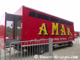 Du nouveau dans les convois animaliers du Cirque Amar