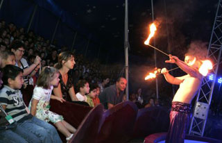 Charente: quand le Cirque Warren Zavatta régale des centaines de gamins à Bourgines