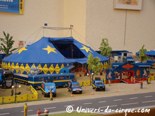 Saône-et-Loire: des maquettes faites par des passionnés à la Semaine du Cirque d'Autun