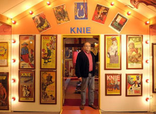 Suisse: il a créé le plus grand musée non-officiel sur le Cirque Knie à Epagny