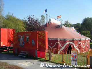 Essonne: le Rudi Llata Circus prolonge son séjour à Vauhallan jusqu'au 19 octobre 2011
