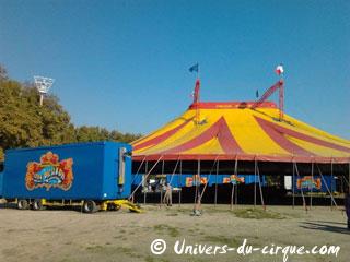 Un nouveau chapiteau pour le Nouveau Cirque Jean Richard