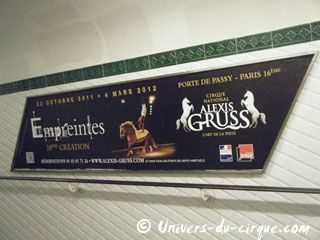 Paris: le Cirque National Alexis Gruss s'affiche dans le métro de la capitale